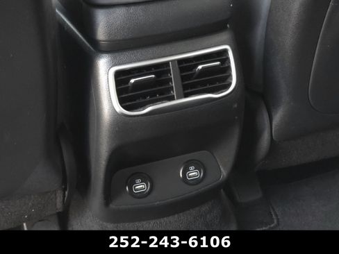 Used 2023 Hyundai Santa Fe SE image 27