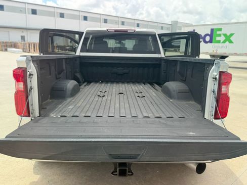 Used 2022 Chevrolet Silverado 3500 LT w/ Convenience Package AWD/4WD image 26