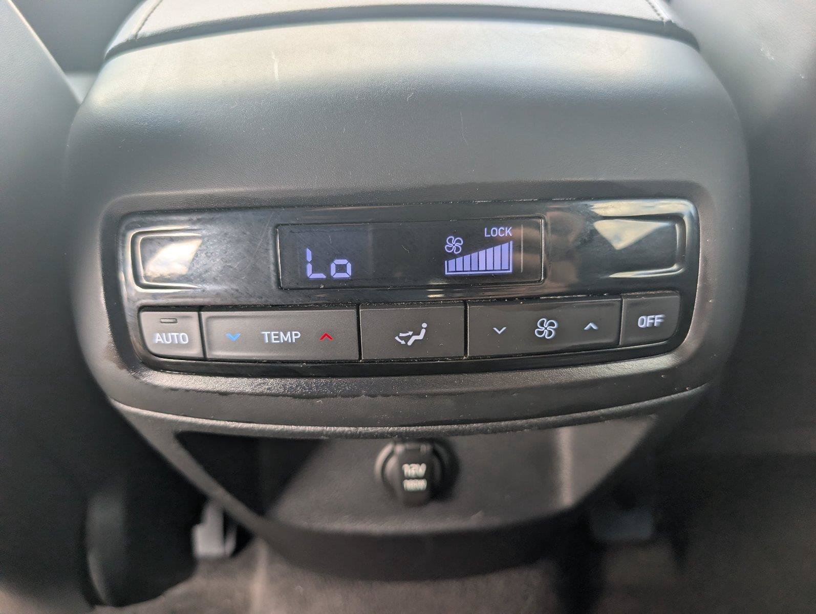 Used 2024 Hyundai Palisade SEL FWD image 35