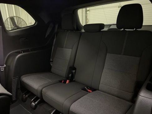 Used 2025 GMC Acadia Elevation image 20