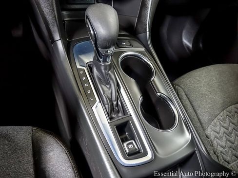 Certified 2024 Chevrolet Equinox LT w/ LPO, Floor Liner Package image 17