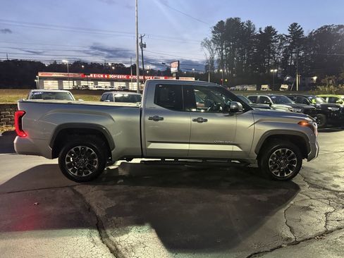 Used 2023 Toyota Tundra Limited image 9