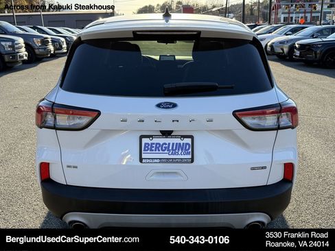 Used 2020 Ford Escape SE Sport image 5