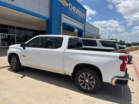 Used 2019 Chevrolet Silverado 1500 LT w/ Texas Edition RWD image 4
