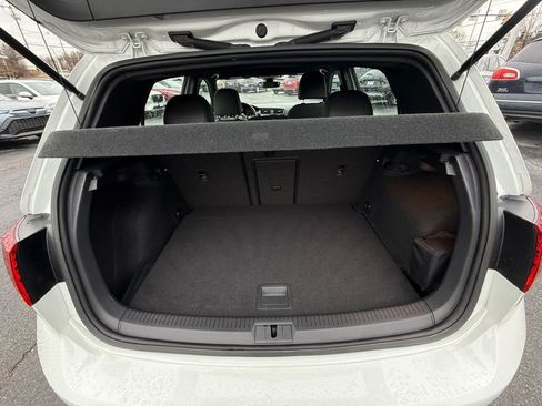 Used 2019 Volkswagen Golf R 4-Door image 23