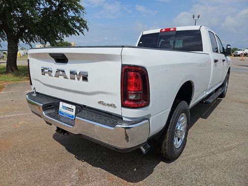 New 2026 RAM 2500 Tradesman AWD/4WD image 7