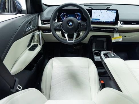 New 2026 BMW X1 xDrive28i w/ Technology Package image 4