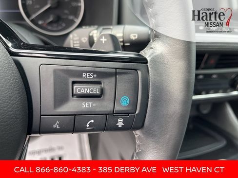 Certified 2023 Nissan Rogue SL w/ SL Premium Package AWD/4WD image 32