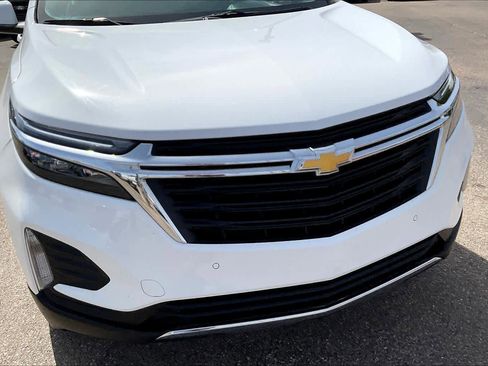 Used 2024 Chevrolet Equinox LT image 29