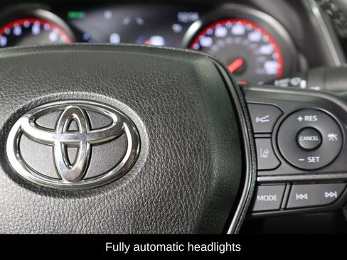 Used 2024 Toyota Camry XSE image 10