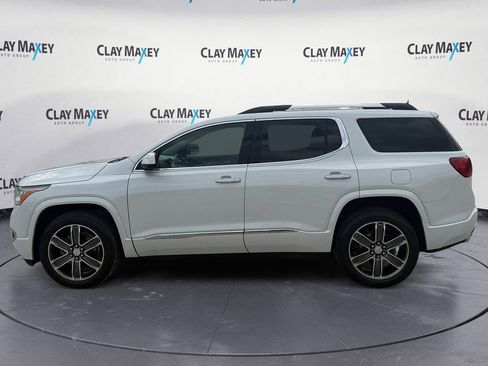Used 2019 GMC Acadia Denali w/ Technology Package FWD image 2