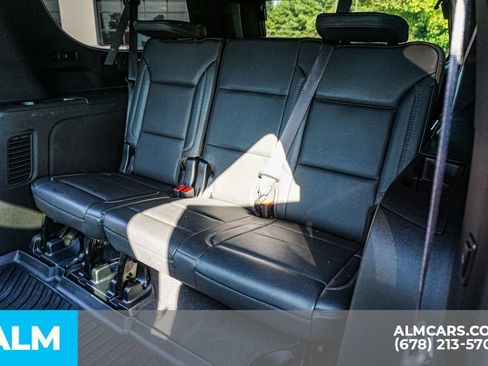Used 2023 GMC Yukon XL Denali RWD image 22