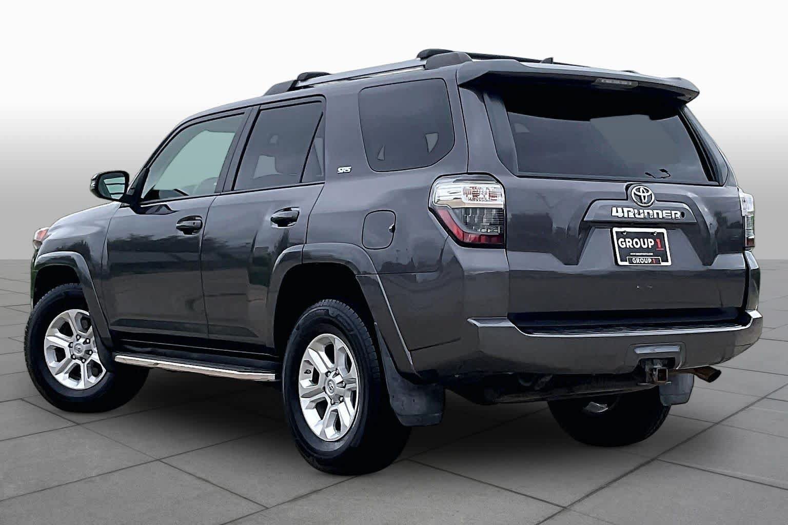 Used 2019 Toyota 4Runner SR5 Premium RWD image 10