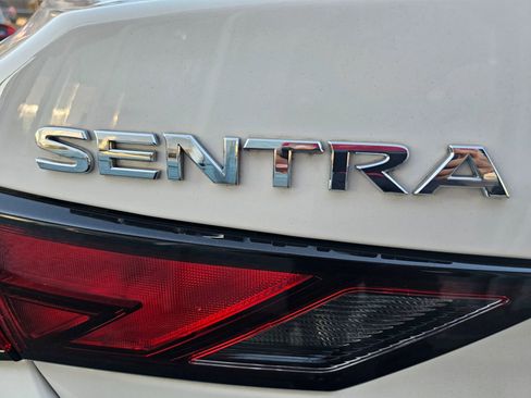Used 2021 Nissan Sentra SV image 28