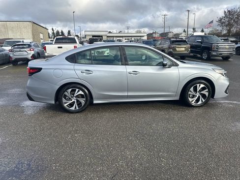 Used 2025 Subaru Legacy Premium image 10