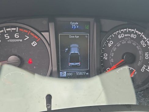 Used 2021 Toyota Tacoma SR AWD/4WD image 26