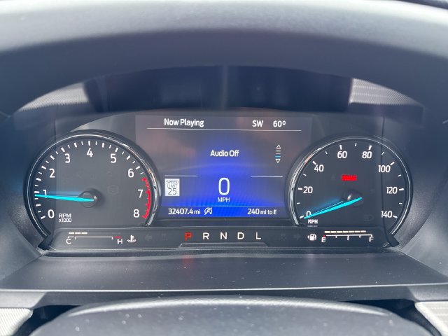 Used 2023 Ford Explorer XLT w/ Equipment Group 202A AWD/4WD image 17