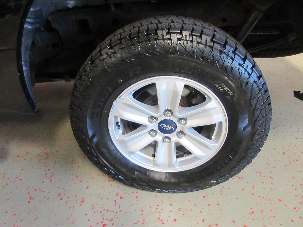 Used 2018 Ford F150 XLT AWD/4WD image 27