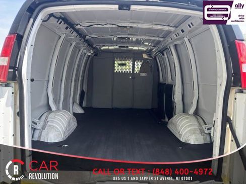 Used 2021 Chevrolet Express 2500 w/ Safety Package image 8