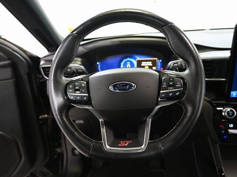 Used 2021 Ford Explorer ST w/ Equipment Group 401A image 4
