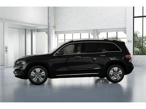New 2026 Mercedes-Benz GLB 250 4MATIC image 35
