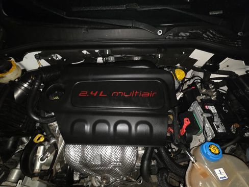 Used 2016 RAM ProMaster City Tradesman SLT w/ Rear Back-up Camera Group image 8