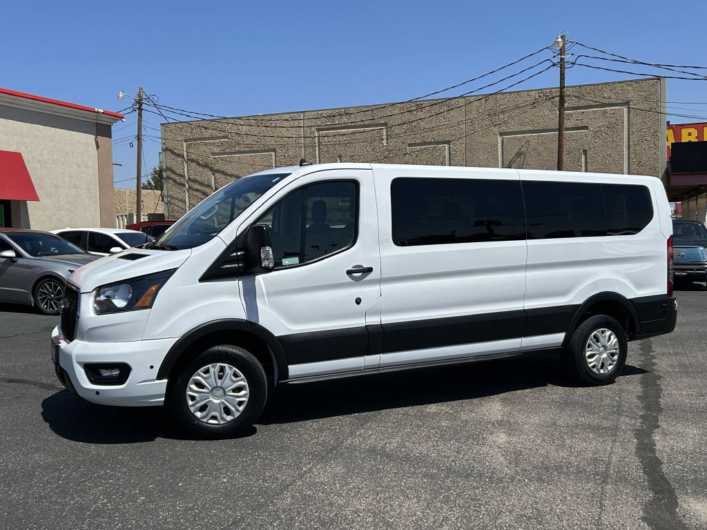Used 2024 Ford Transit 350 XLT RWD image 5