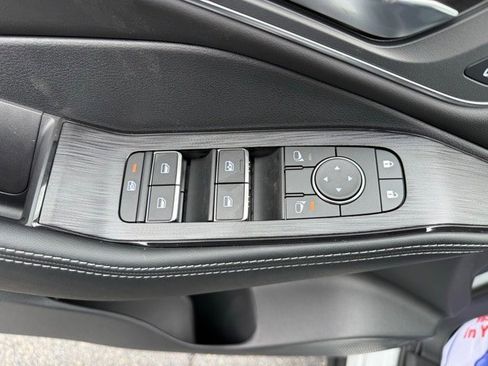 New 2026 Nissan Rogue Platinum w/ Platinum Premium Package image 11