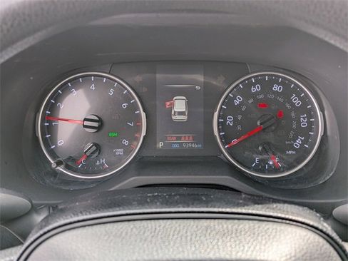 Used 2019 Toyota RAV4 XLE image 11