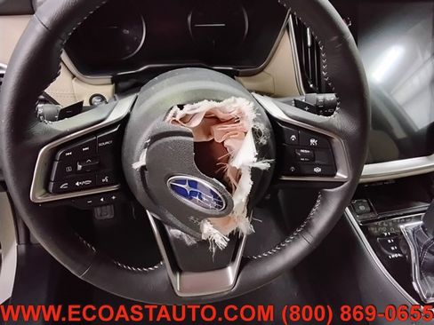 Used 2025 Subaru Outback Limited image 21