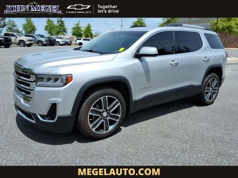 Used 2020 GMC Acadia SLT w/ Driver Alert Package II FWD image 1