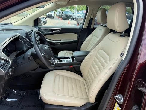 Certified 2024 Ford Edge SEL w/ Convenience Package AWD/4WD image 7