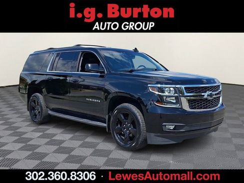 Certified 2019 Chevrolet Suburban LT w/ Luxury Package AWD/4WD image 1