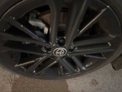 Used 2025 Toyota Camry SE image 15