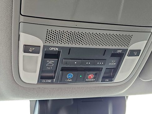 Used 2019 Acura MDX SH-AWD w/ Technology Package image 29