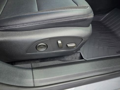 New 2026 Chevrolet Blazer EV LT image 5