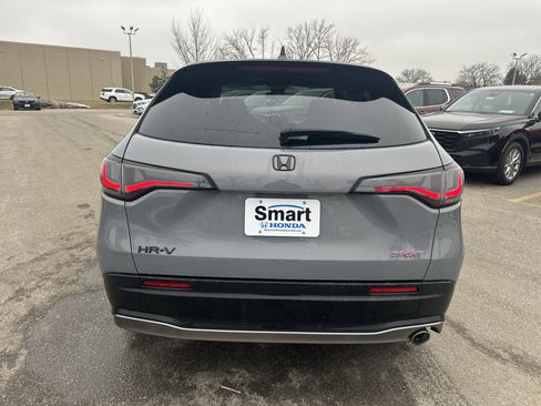 Certified 2023 Honda HR-V Sport image 9