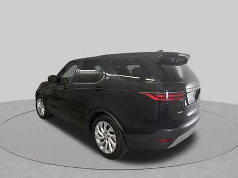 Used 2024 Land Rover Discovery S AWD/4WD image 7