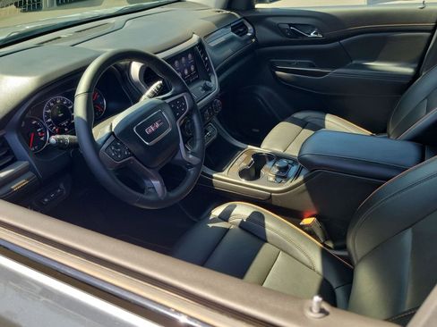 Used 2023 GMC Acadia AT4 w/ Technology Package AWD/4WD image 10