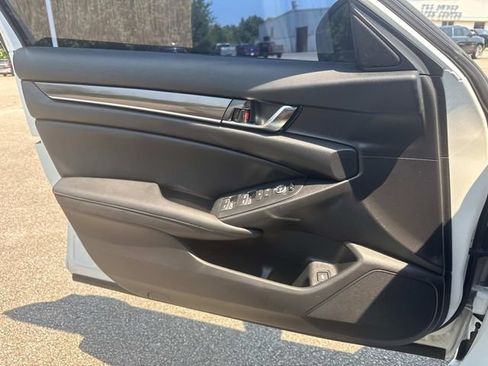 Used 2020 Honda Accord Sport image 23