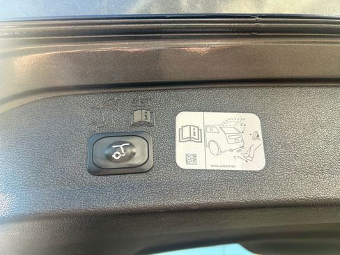 Used 2017 Ford Escape Titanium w/ Equipment Group 301A image 37
