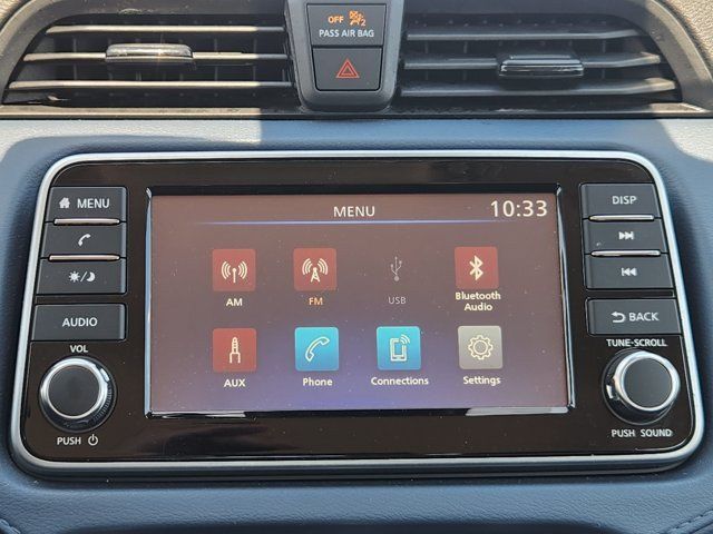 Used 2025 Nissan Versa SV FWD image 15