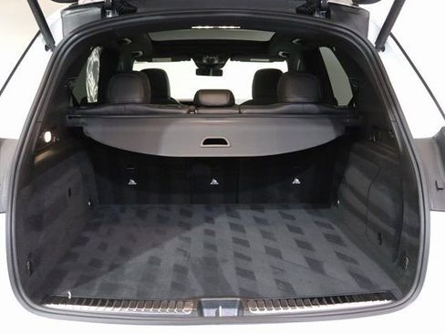Used 2025 Mercedes-Benz GLE 450e 4MATIC image 29