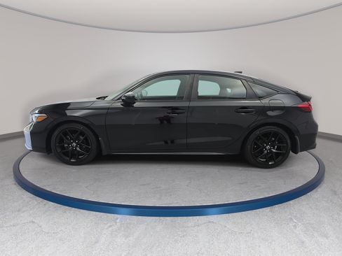 Used 2025 Honda Civic Sport image 8