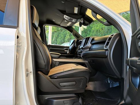 Used 2022 RAM 1500 Big Horn AWD/4WD image 15