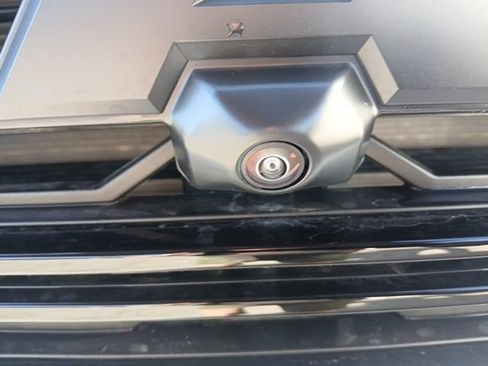 New 2026 RAM 2500 Laramie AWD/4WD image 16