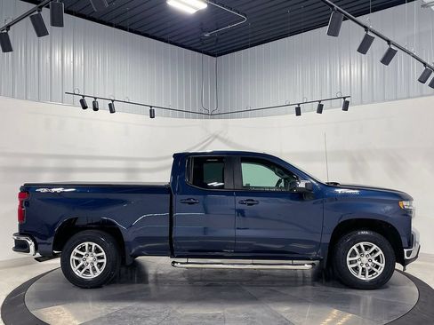 Used 2021 Chevrolet Silverado 1500 LT AWD/4WD image 10
