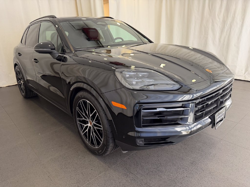 Certified 2026 Porsche Cayenne AWD/4WD image 7
