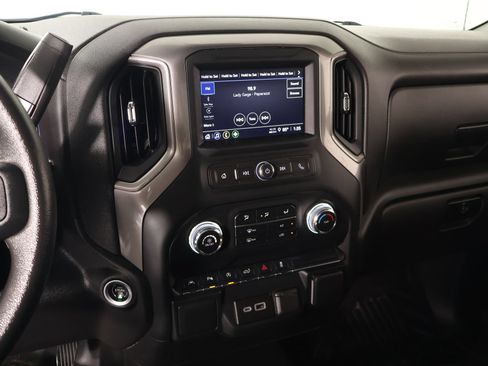 Used 2024 GMC Sierra 1500 Pro w/ Pro Value Package AWD/4WD image 5