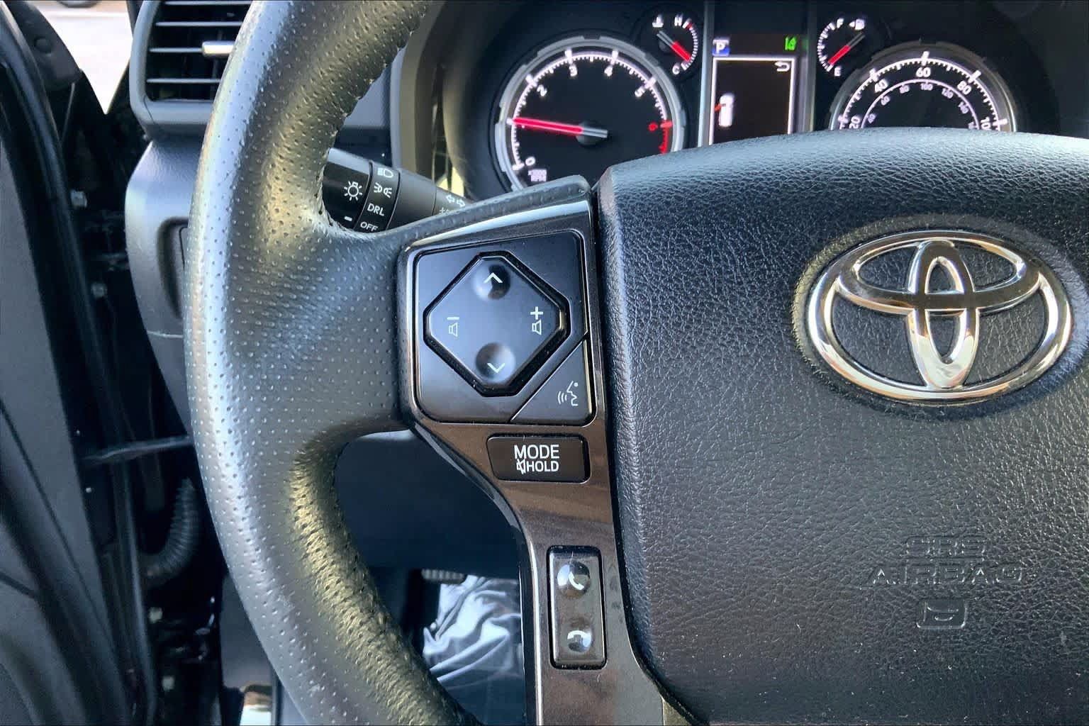 Used 2023 Toyota 4Runner TRD Off-Road AWD/4WD image 22